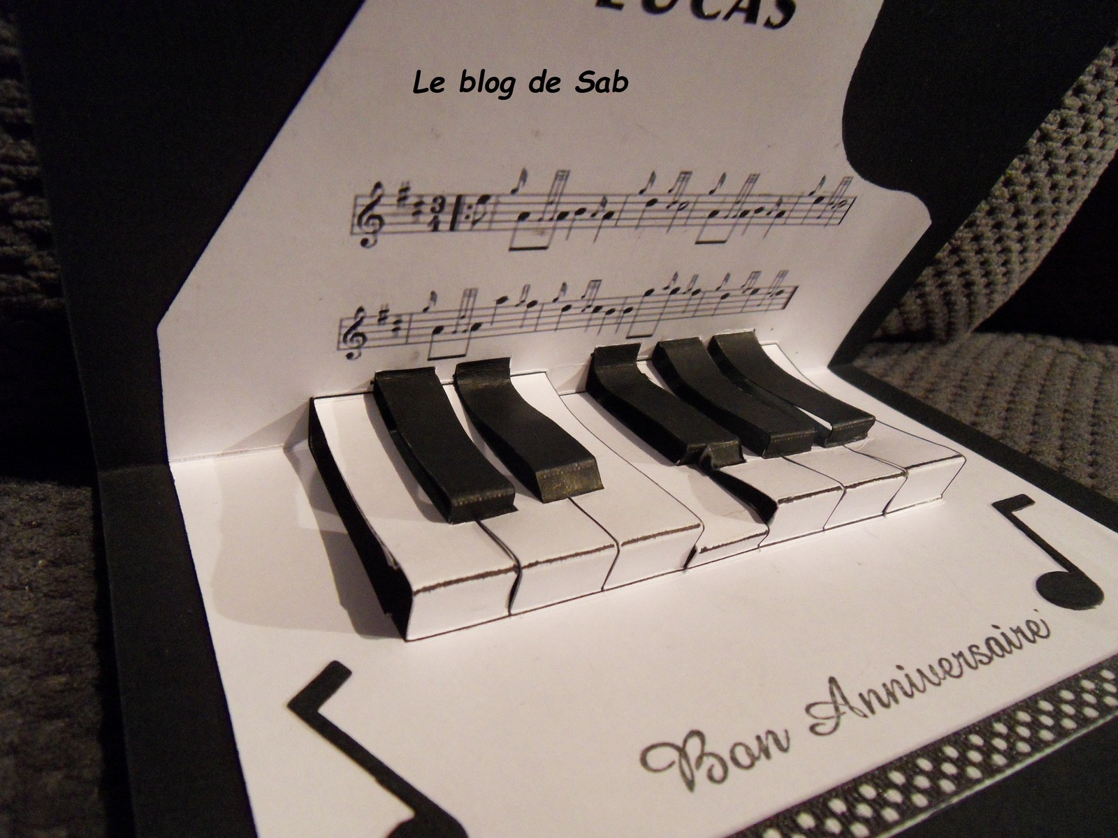 Carte anniversaire piano gratuit